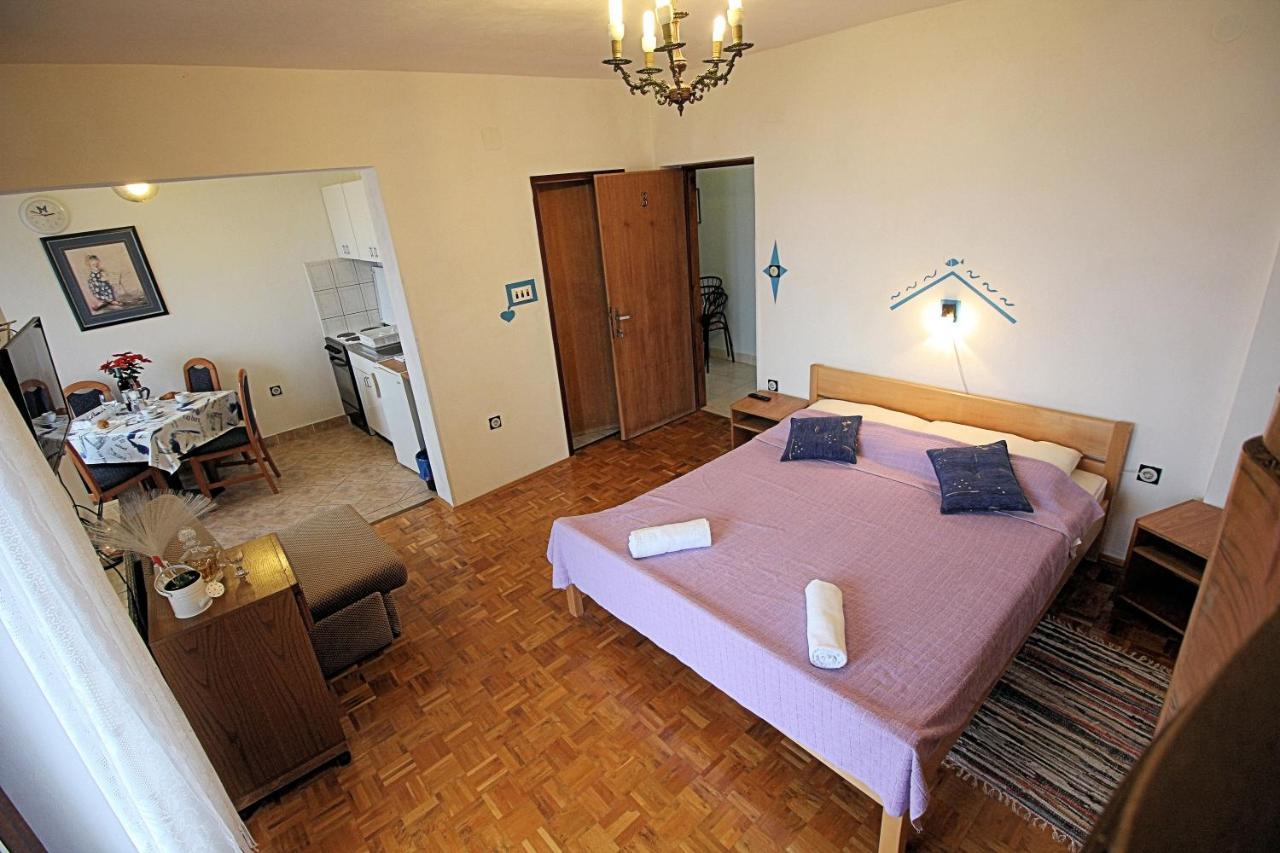 Guesthouse Marija Novi Vinodolski Luaran gambar