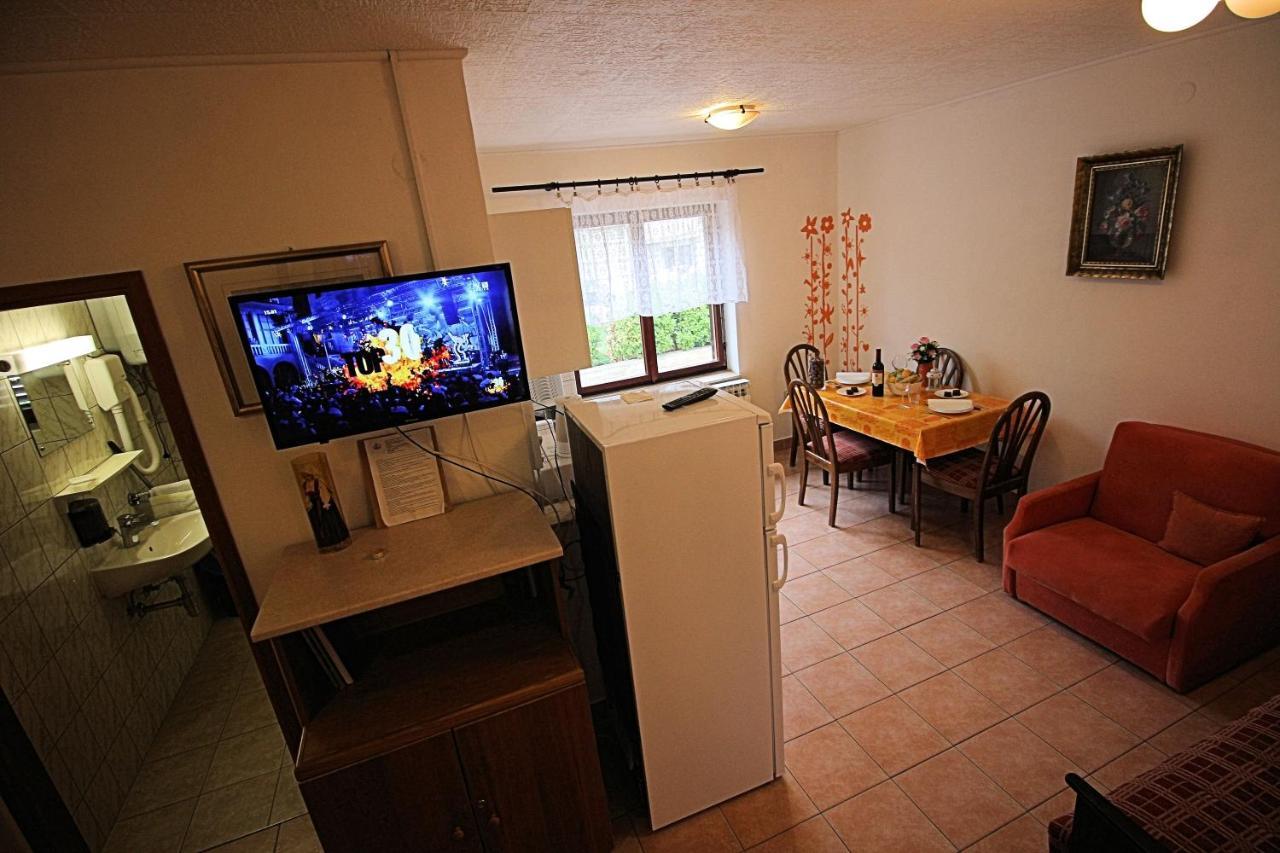 Guesthouse Marija Novi Vinodolski Luaran gambar